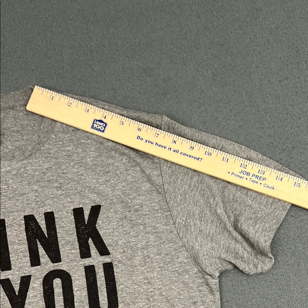 Unisex Gray Graphic T-Shirt | Size Large | “Blink Twice If You Like Me” - Picture 7 of 8